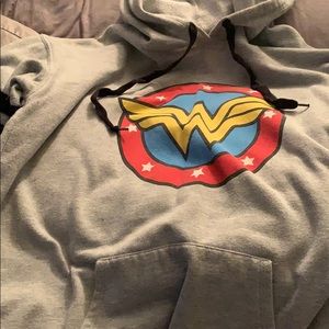 Wonder Woman hoodie xl